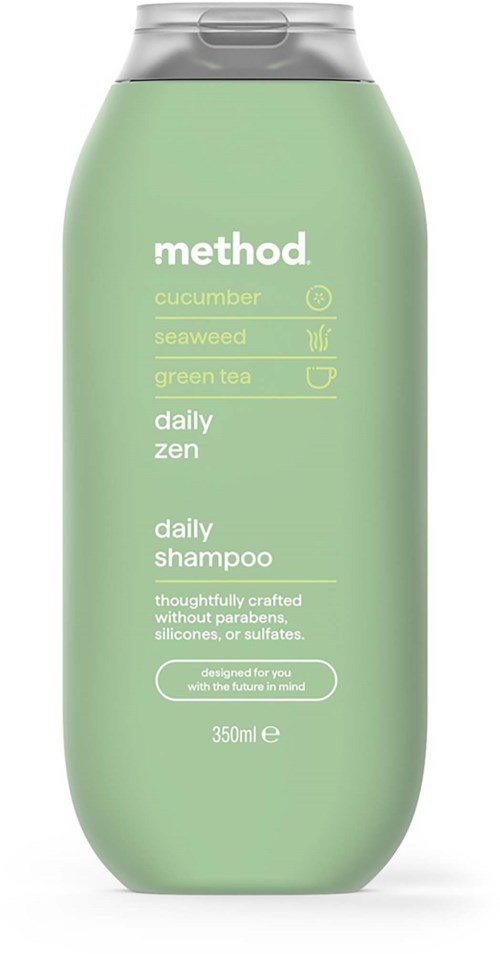 En grön flaska med Method dagligt schampo med gurka, sjögräs och grönt te, 350 ml. Enkel etikettdesign.