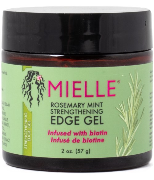 Ein Glas Mielle Rosemary Mint Edge Gel mit grünem Etikett und schwarzem Deckel, mit Rosmarinpflanze und rosa Text.