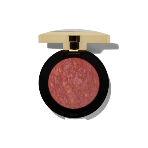 Ein Make-up-Blush-Komplett mit rosa Farbe und goldenem Deckel, offen, um den runden Blush zu zeigen.