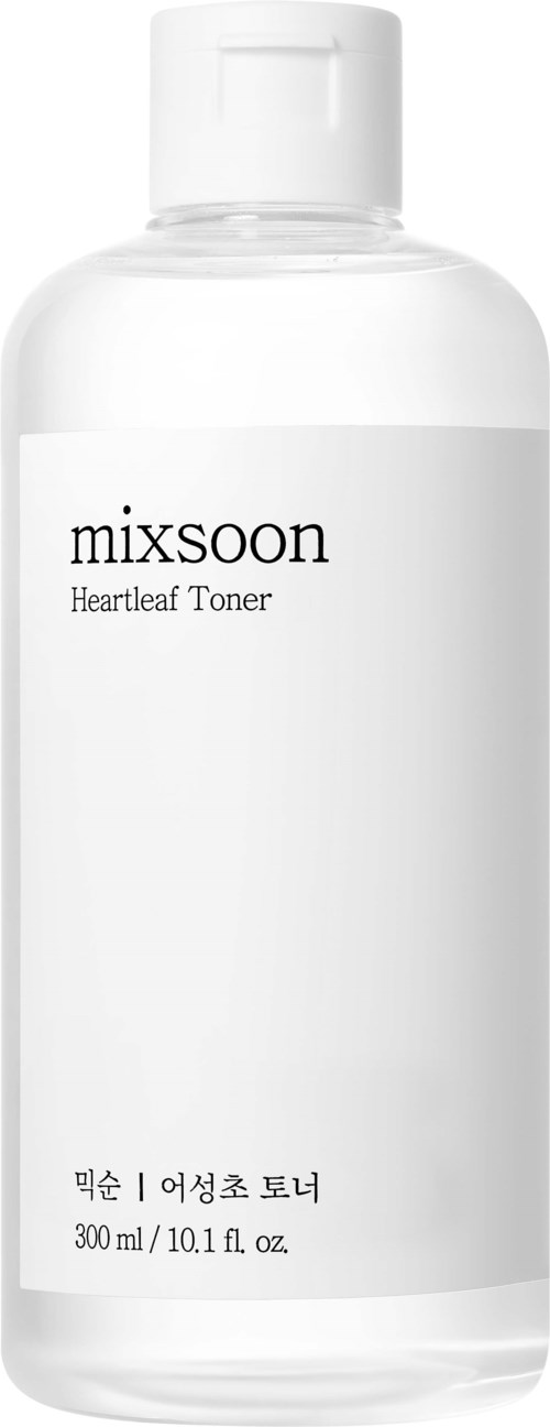 Een heldere fles met label 'mixsoon Heartleaf Toner,' 300ml, met witte dop, lijkt vol en schoon.