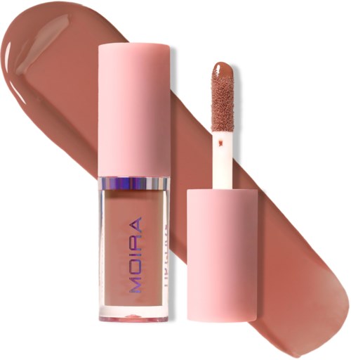 Lippenstiftflasche mit rosa Deckel, teilweise offen, Applikator sichtbar, auf rosa Lippenstift Schmier.
