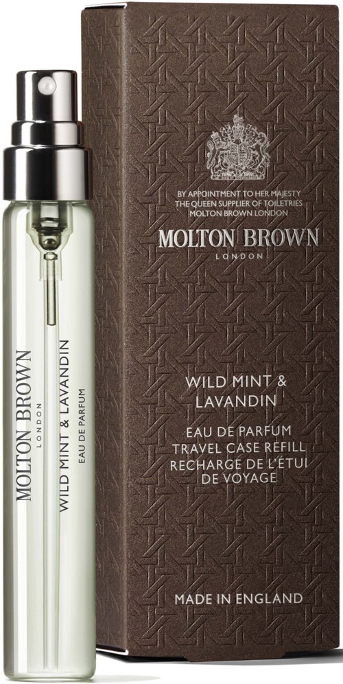 Ein Parfümzerstäuber und Schachtel mit Text, Marke Molton Brown, Lavendel, Wilder Minze und Reiseparfümbeschreibung.