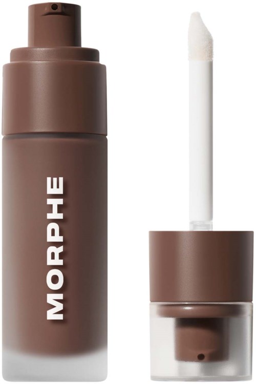 Bryngele i en brun flaske med en hvit applikator og merkevaren Morphe.