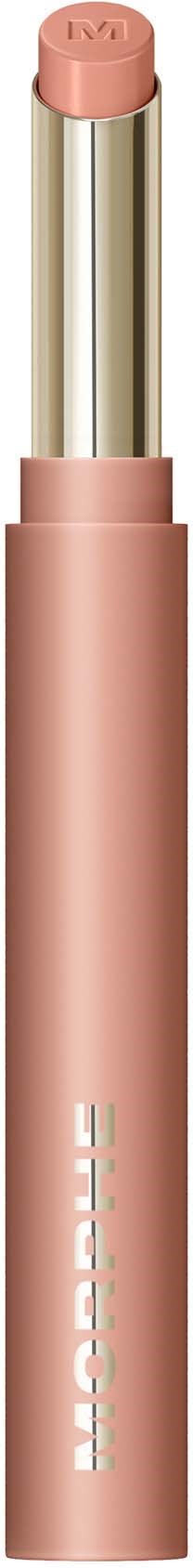 En rosa läppstift med ett gyllene tips och en rosa bas, stående upprätt mot en svart bakgrund.