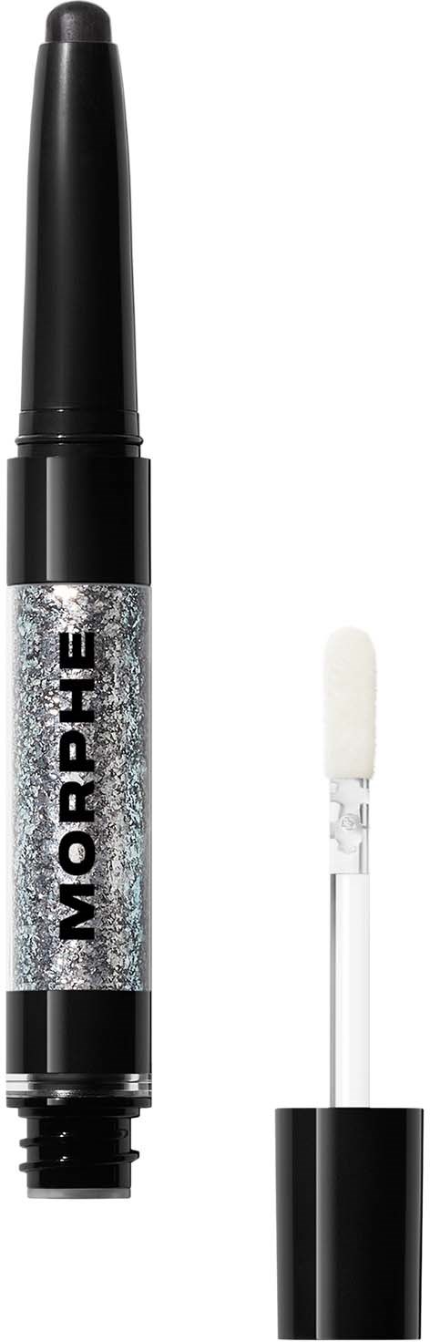 En svart och silver makeup-penna med en borttagbar vit spets för att rita eller dekorera. Ordet MORPHE står på sidan.