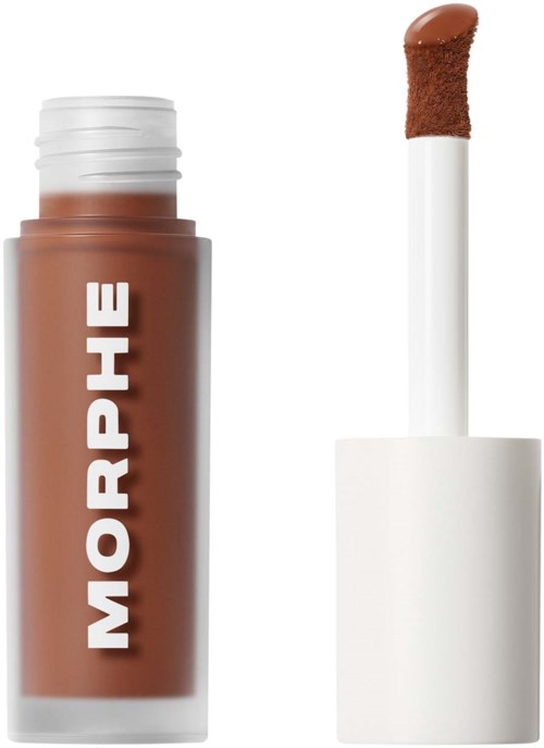 Läppglansrör med penselapplicator, märkt MORPHE, innehållande brunt färg.