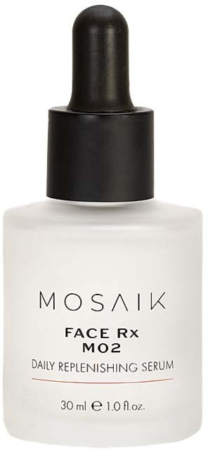 En vit flaska med svart pipettlock märkt MOSAİK Face RX Mo2 daglig serum för huden.