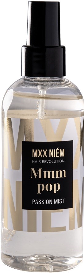 Läpinäkyvä pullo mustalla suihkepäälä ja etiketti lukee MXN IÉM Mmm pop passion mist hiuksille.