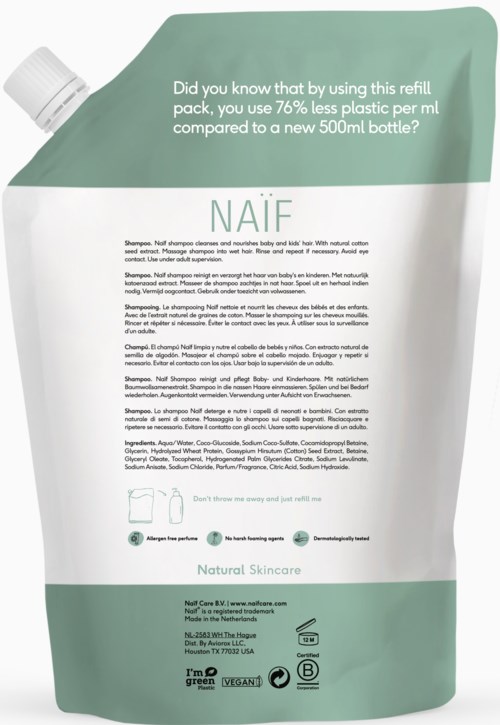 Eine Nachfüllpackung für Shampoo mit Anweisungen, Inhaltsstoffen und umweltfreundlichen Symbolen, fördert Nachhaltigkeit und natürliche Hautpflege.