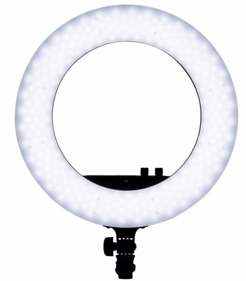Ein ringförmiges Licht mit kleinen Gegenständen unten, vermutlich ein Kamerablickfeld oder Ringlicht. Einfaches und modernes Design.