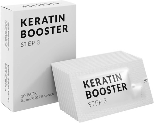 Een doos en zakjes van Keratin Booster Stap 3, voor haarbehandeling, met simpele verpakking en witte design.