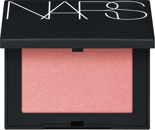 NARS-meikkipuuteri, jossa on musta kansi ja vaaleanpunainen ripsiväri.