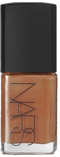 En NARS nagellackflaska med brunt färg, svart lock och varumärkeslogga på framsidan.