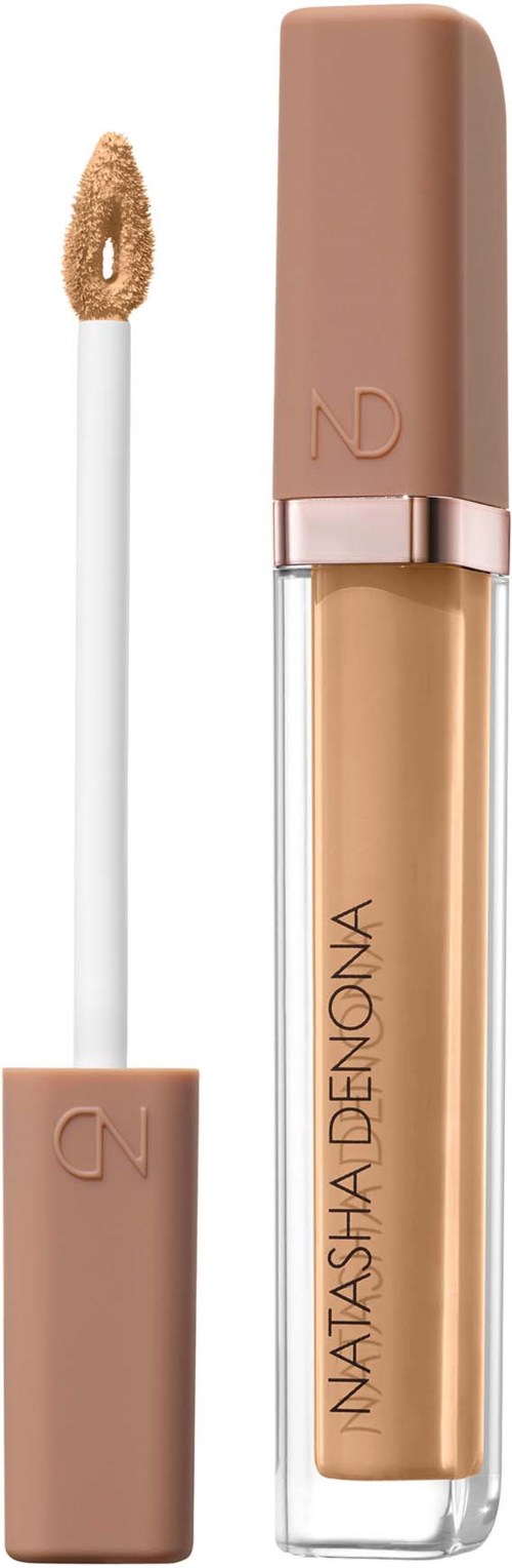 Ein flüssiger Concealer mit beige Kappe und Applikatorschwamm, mit Markennamen.