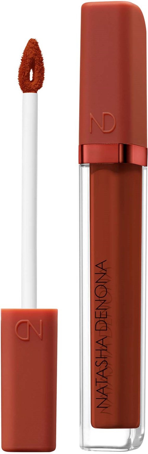 Ein flüssiger Lippenstift mit einem Schwammapplikator und dem Branding Natashа Denona in warmem Braun.