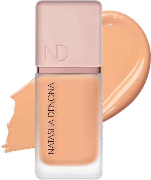 NATASHA DENONA Nagellackflasche in Beige mit Probe dahinter.