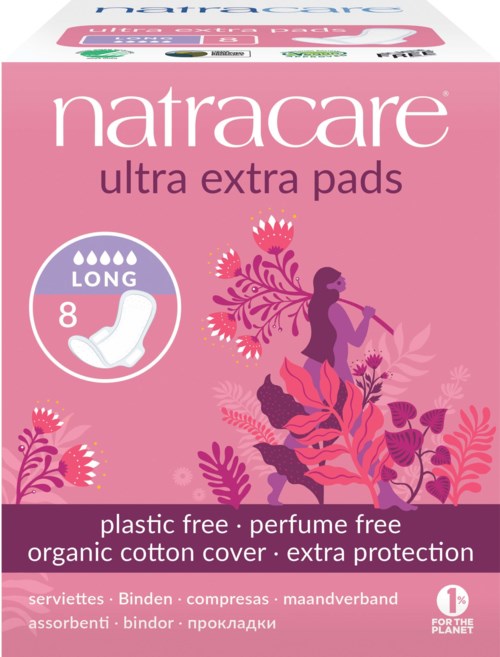 Rosa Schachtel mit Blumenmuster, Natracare-Logo, erwähnt ultra extra Binden, organische Baumwollbedeckung, lange Größe, plastikfrei und parfumfrei.