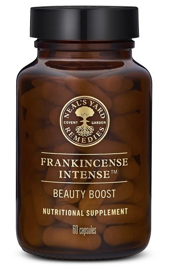 Ett brunt glasflaska märkt 'Frankincense Intense' med 60 kapslar för skönhet och hälsoboost.