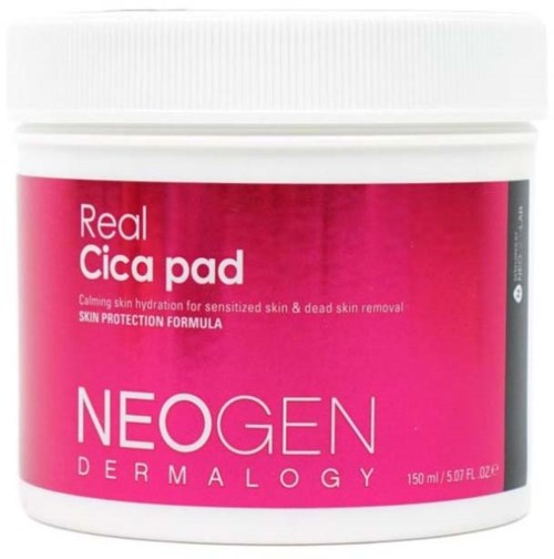 Een roze en witte container met Neogen Dermalogy Real Cica Pad voor huidverzorging en bescherming.
