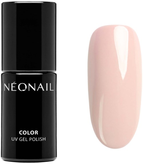 Neonail UV gel nagellackflaska och en färdig ljus rosa nagellack på vit bakgrund.