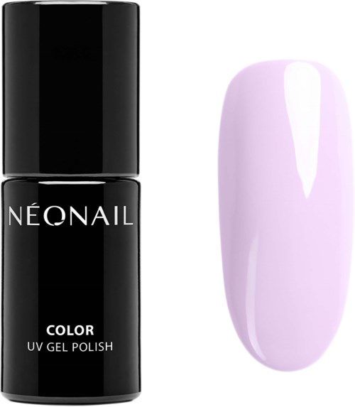 En svart nagellackflaska märkt 'Neonail Color UV Gel Polish' med en ljuslila målad nagel.