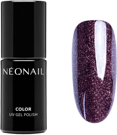 En svart nagellackflaska märkt 'NÉONAIL COLOR UV GEL POLISH' och en målad nagel med lila glitternagellack.