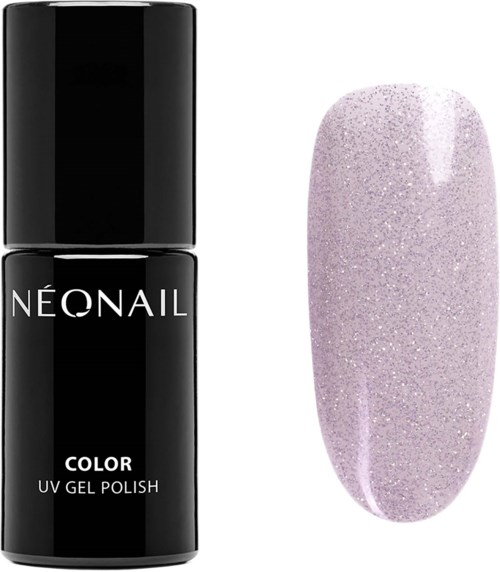 En svart flaska märkt 'NEONAIL' med ett ljuslila glittrigt nagellack bredvid.