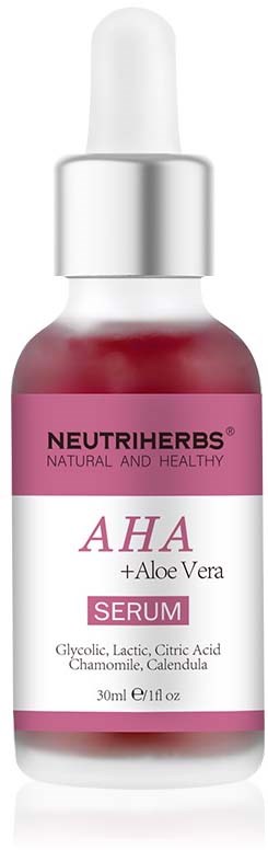 Kleine Hautpflegeflasche mit der Aufschrift 'NEUTRHERBS AHA Serum' mit Inhaltsstoffen wie Aloe Vera, Kamille und Calendula.