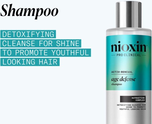ShampoohFlacon met blauw label en zilveren dop, bevordert ontgifting en jeugdige haar. Tekst benadrukt glans en leeftijdsbehoud.