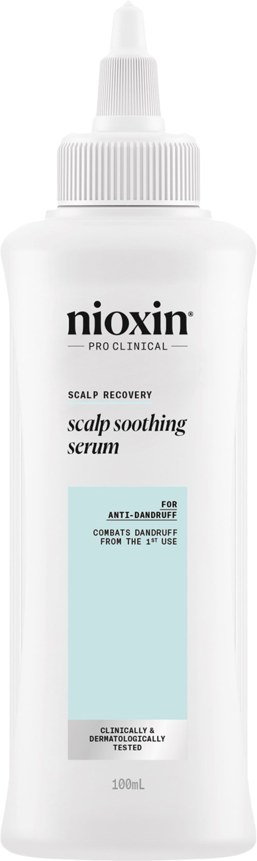 Een witte fles met Nioxin scalp soothing serum voor hoofdhuidherstel en schilferingbestrijding.