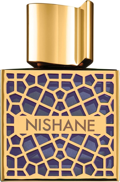Een parfumfles met gouden dop en een ingewikkeld geometrisch patroon in paars en goud op de voorkant met de merknaam Nishane.