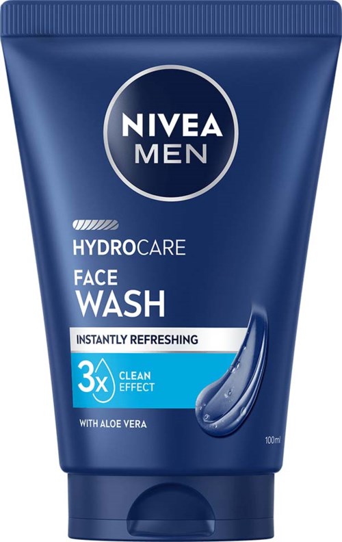 Nivea Men Gesichtsreiniger Tube, blau, erwähnt Aloe Vera und Tiefenreinigungseffekt.