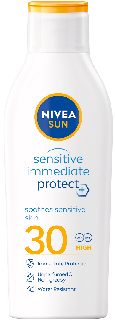 NIVEA SUN solkrem for sensitiv hud med SPF 30, gir umiddelbart beskyttelse, vannavstøtende, uten duft og gir høyt solbeskyttelsesnivå.