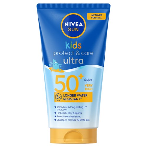 Blaue Tube mit Nivea Sun Kids Sonnencreme mit SPF 50+ für Kinder, mit Delfin-Logo und Vorteilen.