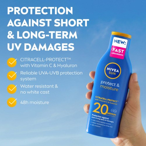 Käsi pitää sinistä Nivea Sun -aurasuojaa, joka tarjoaa SPF 20 suojan UV-vaurioilta 48 tuntia.