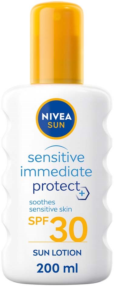 Biała butelka z żółtą nakrętką, oznaczona 'NIVEA SUN', chroni wrażliwą skórę SPF 30, 200 ml.