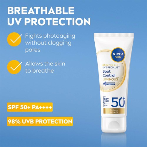 Nivea Sun lotion biedt hoge UV-bescherming, helpt de huid ademen en blokkeert poriën. SPF 50+ beschermt tegen zonnevlekken.