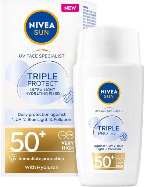 Een zonnebrandcrème fles en doos met blauwe en gele kleuren, gemarkeerd NIVEA SUN TRIPLE PROTECT, SPF 50+.