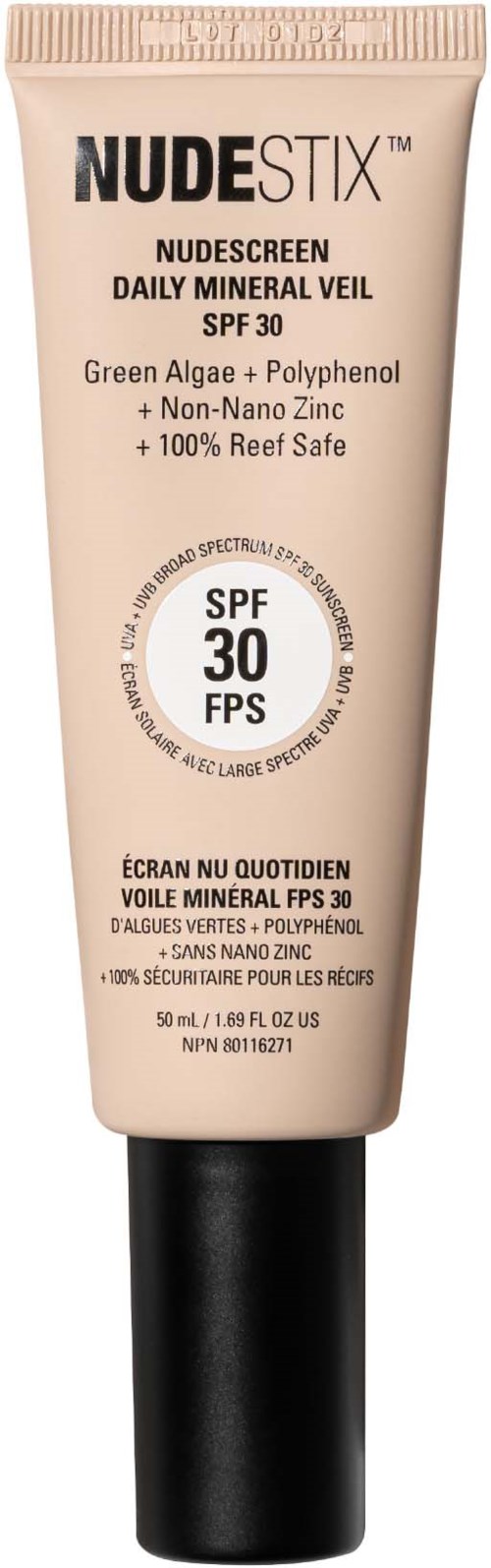 NUDESTIX-aurinkosuojasuihke SPF 30 sisältää vihreitä levää, polyfenolia ja sinkkiä, tarkoitettu päivittäiseen käyttöön.