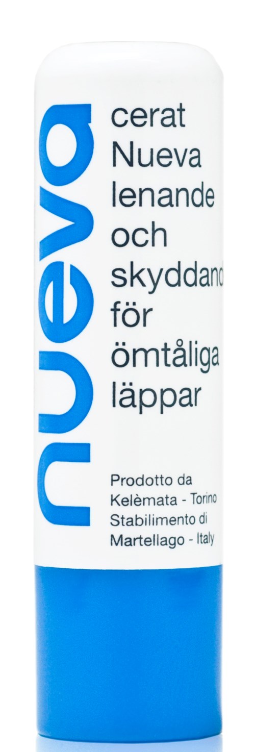 A white and blue tube of lip balm with text in Swedish about protecting and nourishing lips.