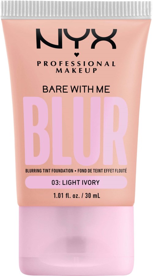 En rosa makeuptub från NYX med svart och lila text, märkt 'Blur' och 'Light Ivory' för foundation.