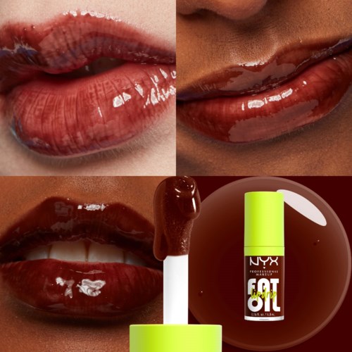 Close-up van lippen met glanzende, donkerrode lippenstift en een nagellak flesje in de buurt.
