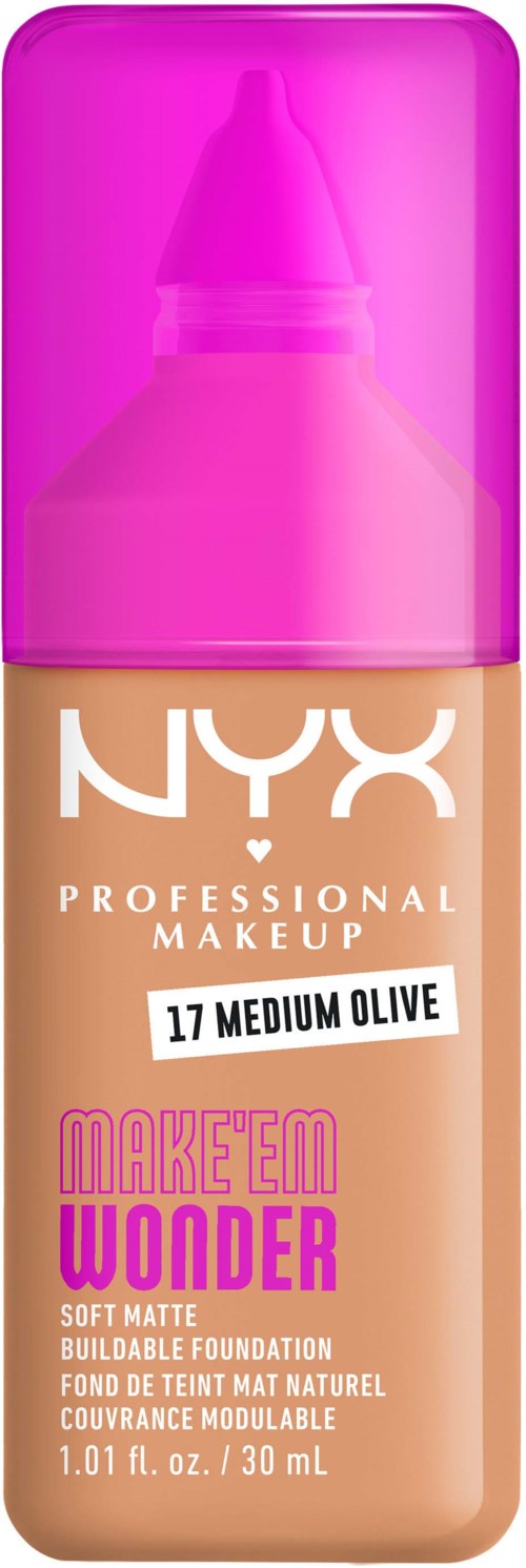 Eine Flasche NYX Foundation mit pinkem Deckel, beschriftet 'Make 'Em Wonder' in Pink und Weiß, mittlere Oliv-Nuance.