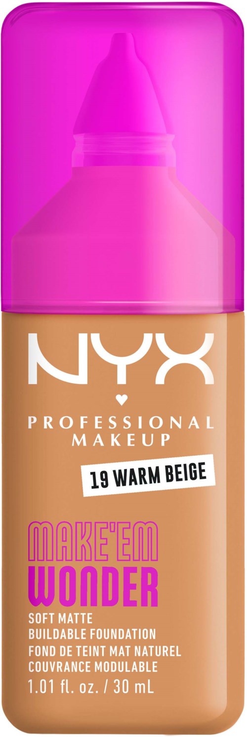 Eine Flasche NYX Foundation mit rosa Deckel, beschriftet 'Make 'Em Wonder' in warmem Beige.
