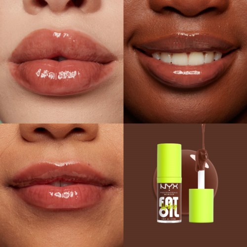 Nahaufnahme von Lippen mit glänzender, rosa Lippenstift und einer Nagellackflasche mit Pinsel.