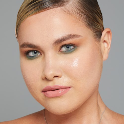 NYX PROFESSIONAL MAKEUP Makeup Setting Spray Dewy Finish 60 ml