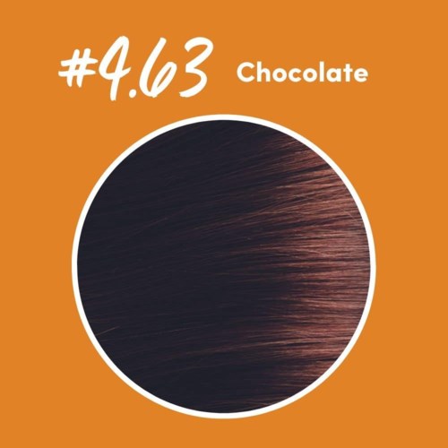 Een ronde monster van donkerbruin haar in een witte omlijning op een oranje achtergrond. Tekst toont '#4.63 Chocolate'.