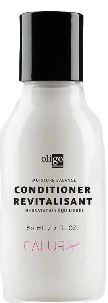 Een kleine witte fles met zwarte dop, gemarkeerd als conditioner voor haar. Het label toont merk, type en grootte.