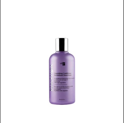 Een paarse fles Black Mask Verzorgende Conditioner met zwarte dop, rechtop staand.