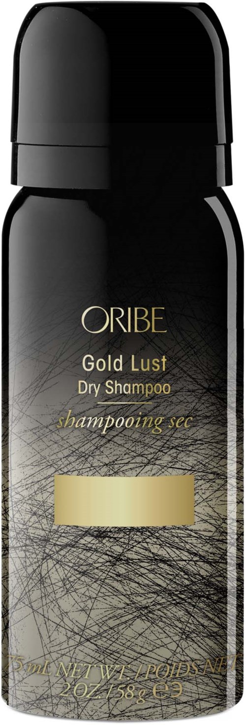 Eine schwarze Flasche mit Oribe Gold Lust Trockenshampoo, goldenes Etikett und abstraktes graues Design.